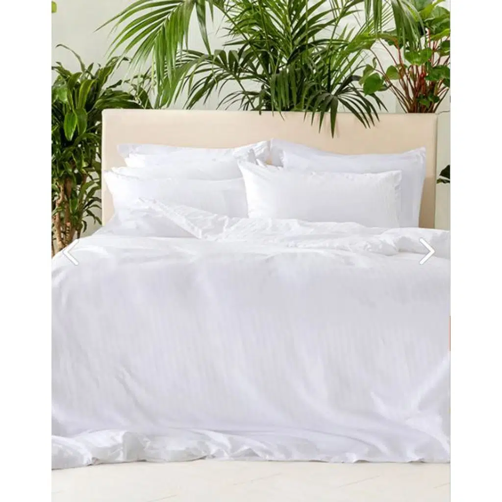English Home Crystal Çift Kişilik Nevresim Takımı 200x220 Cm Beyaz