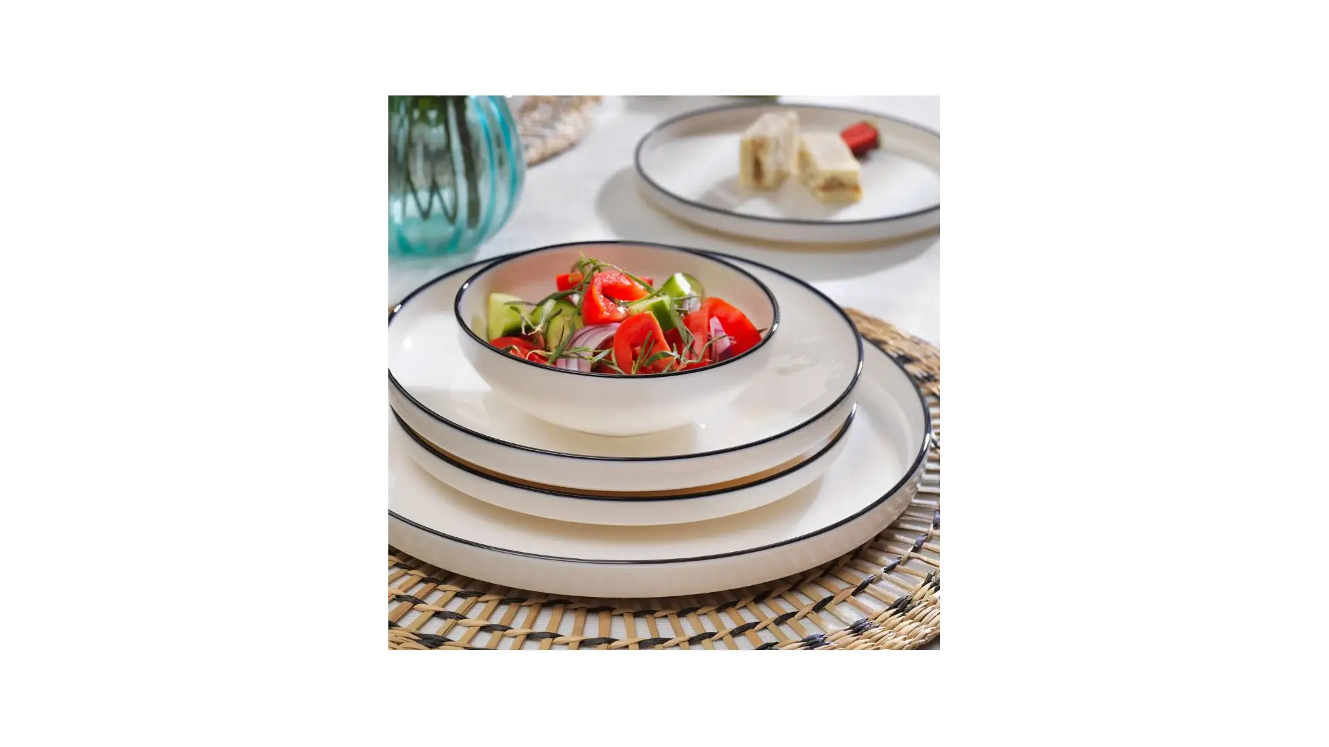 Schafer Iconic Yemek Takımı 24 Parça-Siyah